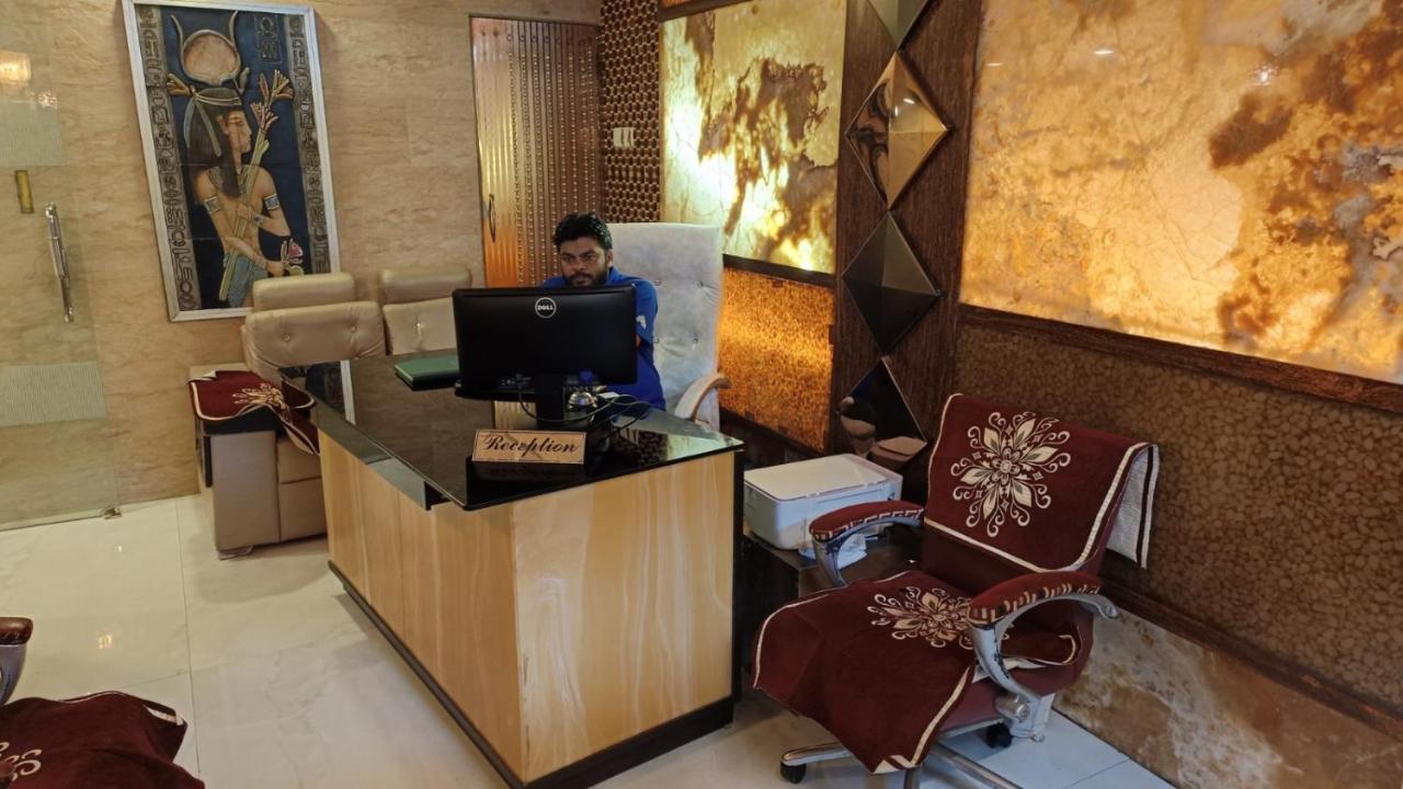 Hotel Oliver Bombay Esterno foto